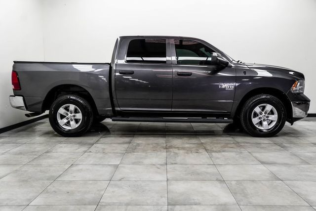 2022 Ram 1500 Classic Warlock 4x4 Crew Cab 5'7" Box - 22979755 - 8