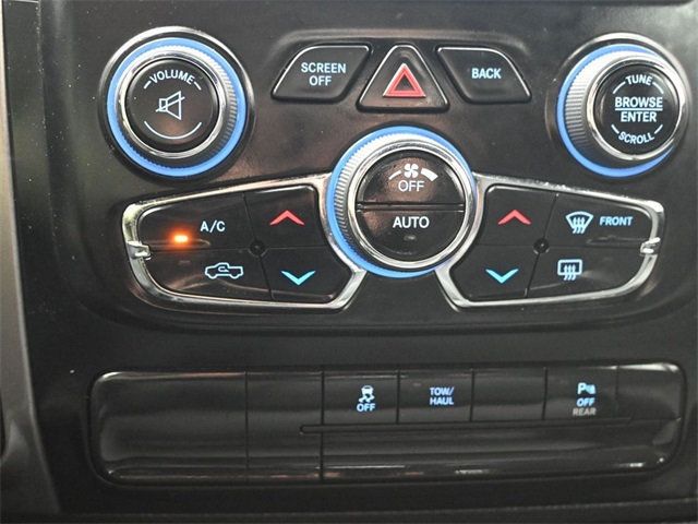 2022 Ram 1500 Classic Warlock 4x4 Crew Cab 5'7" Box - 22961213 - 20