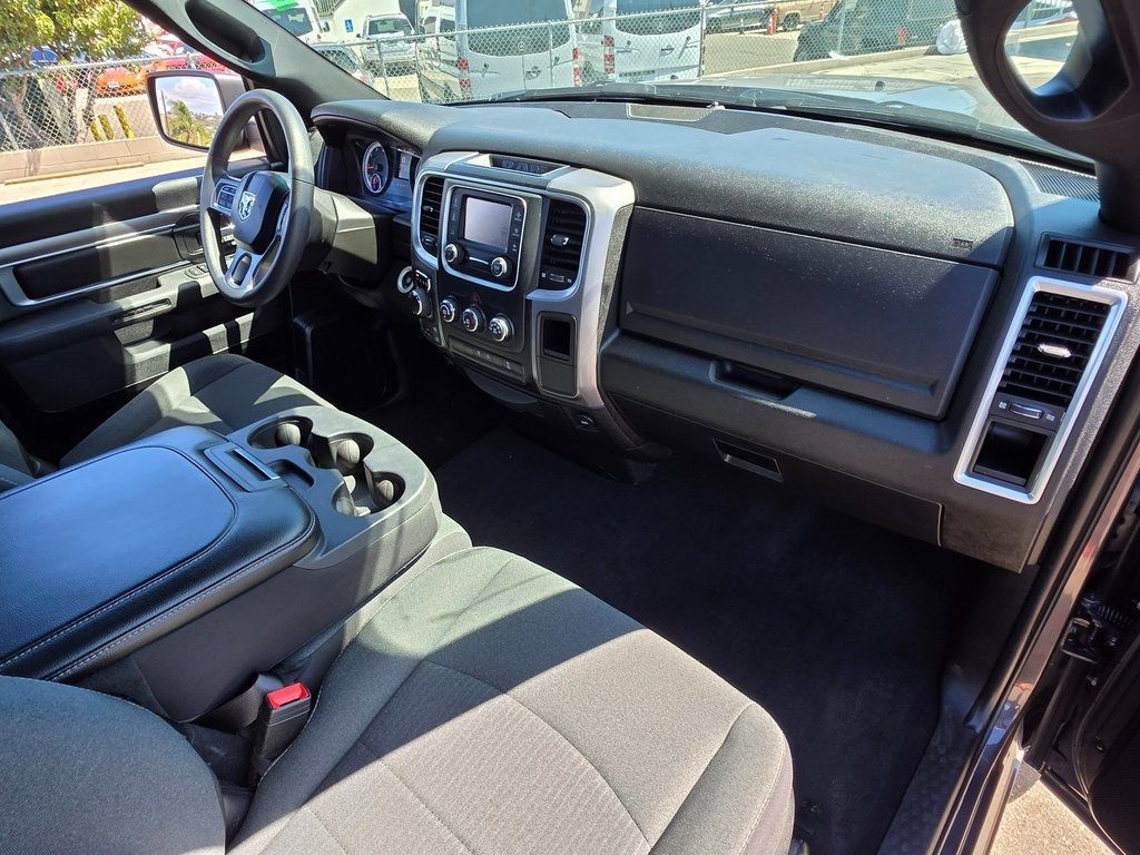 2022 Ram 1500 Classic Warlock 4x4 Quad Cab 6'4" Box - 22914139 - 2