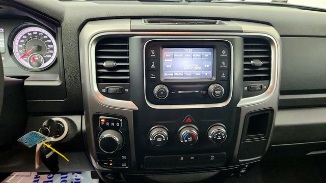 2022 Ram 1500 Classic Warlock 4x4 Quad Cab 6'4'' Box w/ 5.7L V8 HEMI Engine - 23041946 - 16