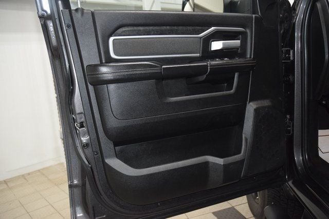 2022 Ram 2500 Big Horn Level C Night Edition Off Road - 22890146 - 42