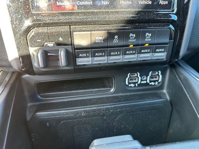 2022 Ram 2500 Laramie 4x4 Crew Cab 6'4" Box - 22986122 - 21