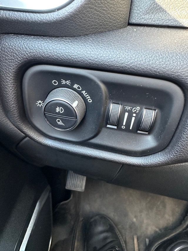 2022 Ram 2500 Laramie 4x4 Crew Cab 6'4" Box - 22986122 - 24