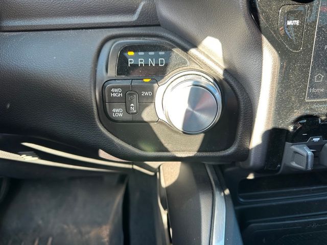 2022 Ram 2500 Laramie 4x4 Crew Cab 6'4" Box - 22986122 - 29