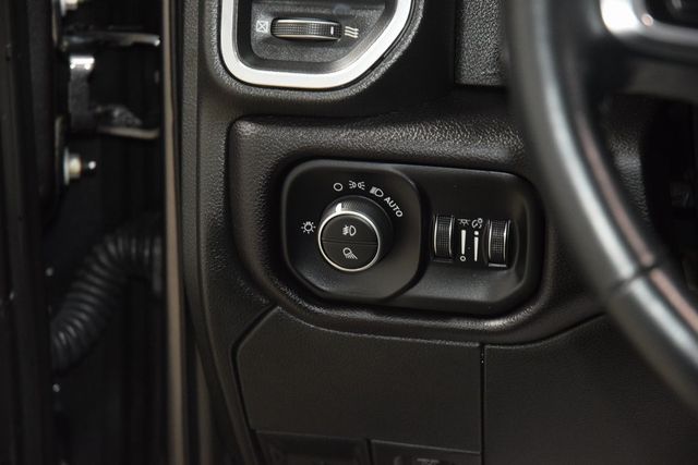 2022 Ram 2500 Laramie 4x4 Crew Cab 6'4" Box - 22986122 - 37