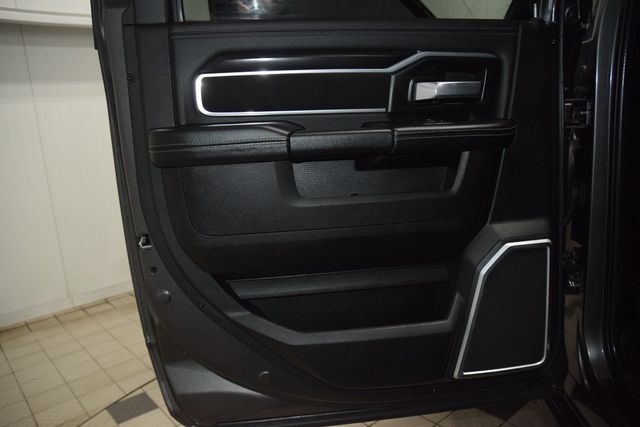 2022 Ram 2500 Laramie 4x4 Crew Cab 6'4" Box - 22986122 - 46