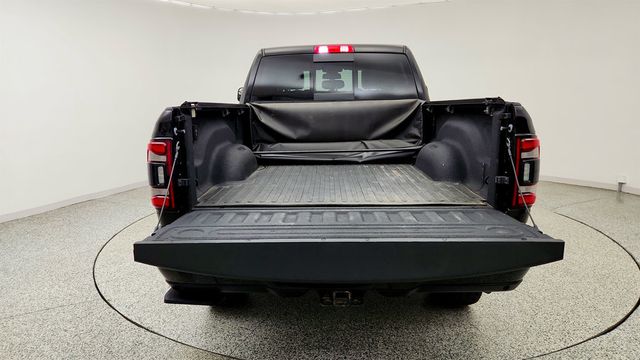 2022 Ram 2500 Laramie 4x4 Crew Cab 6'4'' Box Night Edition w/ Level A Pkg - 23082208 - 21