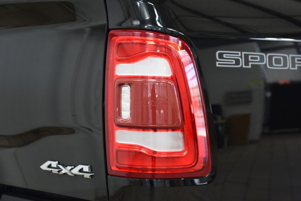 2022 Ram 2500 Laramie 4x4 Crew Cab 8' Box - 22989283 - 23