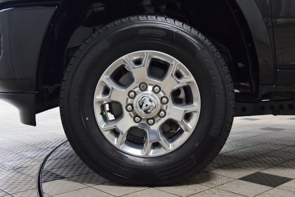 2022 Ram 2500 Laramie 4x4 Crew Cab 8' Box - 22989283 - 33