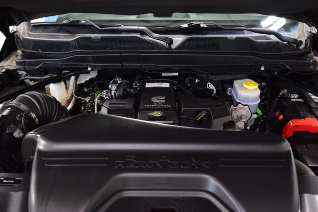 2022 Ram 2500 Laramie 4x4 Crew Cab 8' Box - 22989283 - 34