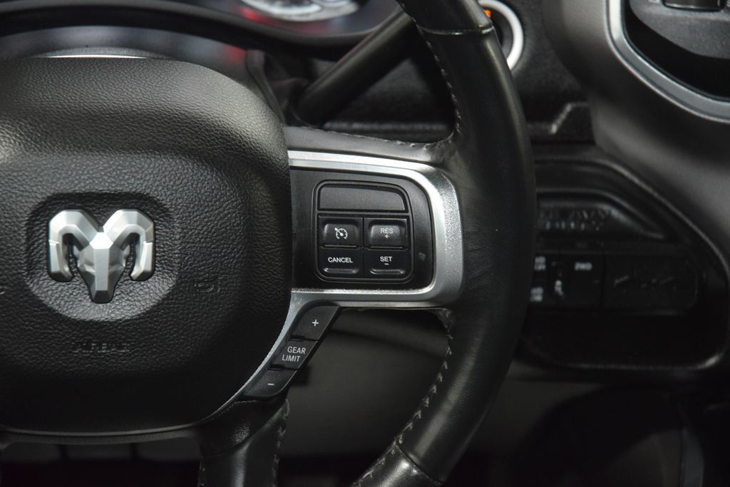 2022 Ram 2500 Laramie 4x4 Crew Cab 8' Box - 22989283 - 44