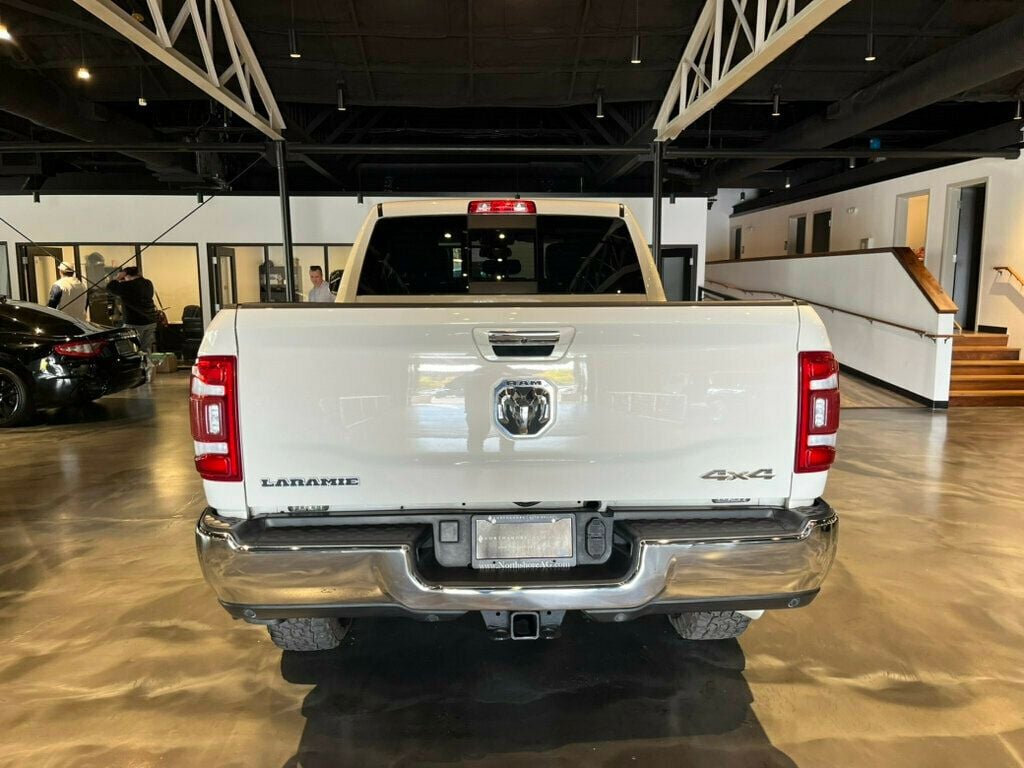 2022 Ram 2500 Laramie/LevelB EquipmentGroup/Htd&CldSeats/ChromeAppearancePkg - 22635829 - 3