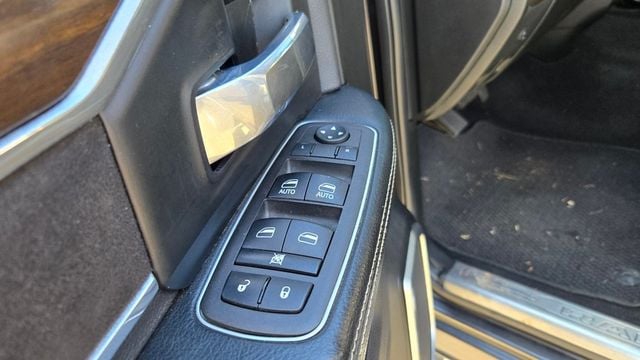 2022 Ram 2500 Laramie Lifted Deleted - 22954699 - 32