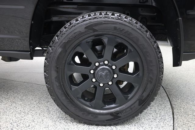 2022 Ram 2500 Lone Star 4x4 Crew Cab 8' Box Night Edition w/ 6.4L HEMI V8 - 23098548 - 5