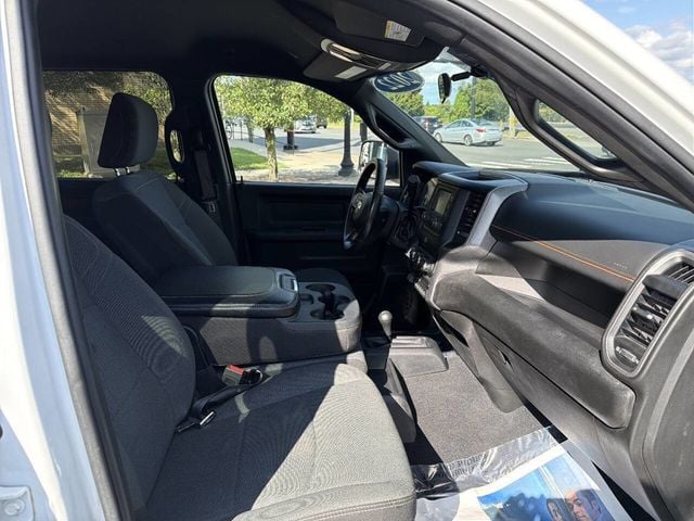 2022 Ram 2500 Tradesman 4x4 Crew Cab 6'4" Box - 23060776 - 11