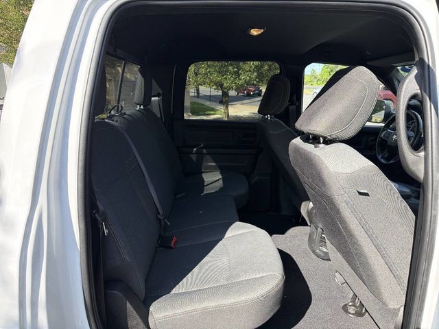 2022 Ram 2500 Tradesman 4x4 Crew Cab 6'4" Box - 23060776 - 13