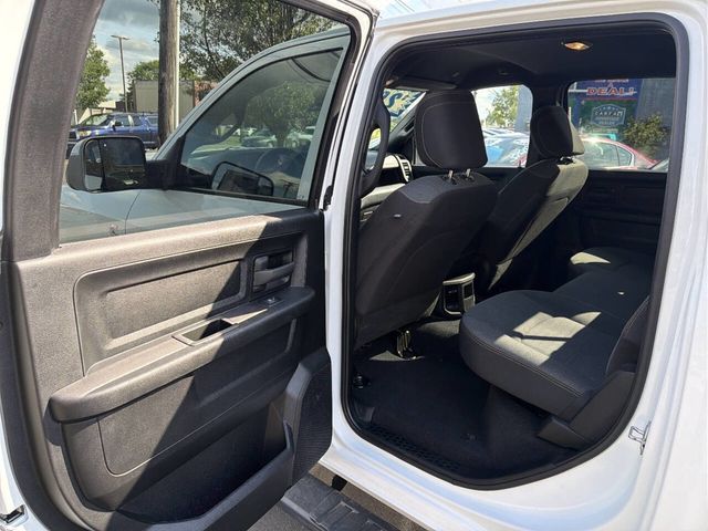 2022 Ram 2500 Tradesman 4x4 Crew Cab 6'4" Box - 23060776 - 14