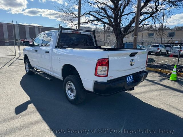 2022 Ram 2500 Tradesman 4x4 Crew Cab 6'4" Box - 22999141 - 10