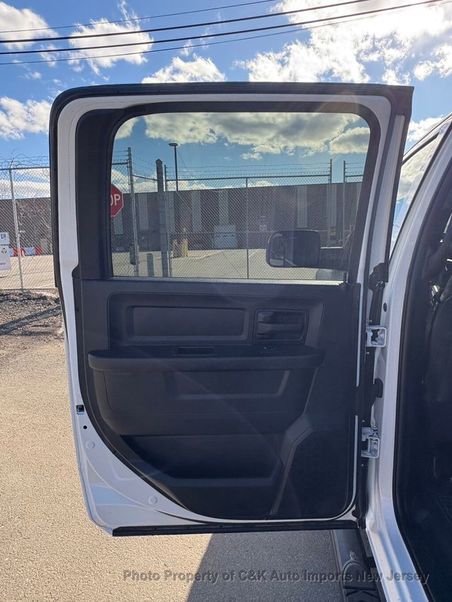 2022 Ram 2500 Tradesman 4x4 Crew Cab 6'4" Box - 22999141 - 29