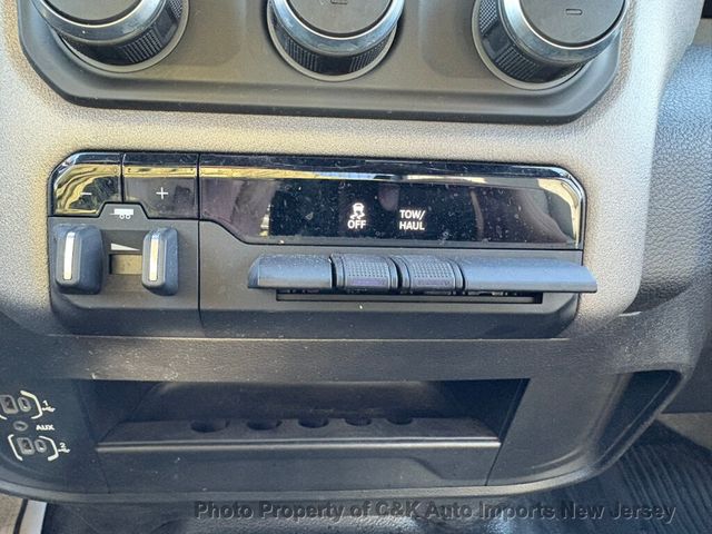 2022 Ram 2500 Tradesman 4x4 Crew Cab 6'4" Box - 22999141 - 44