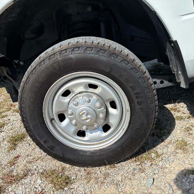 2022 Ram 2500 Tradesman 4x4 Crew Cab 6'4" Box - 23093896 - 14