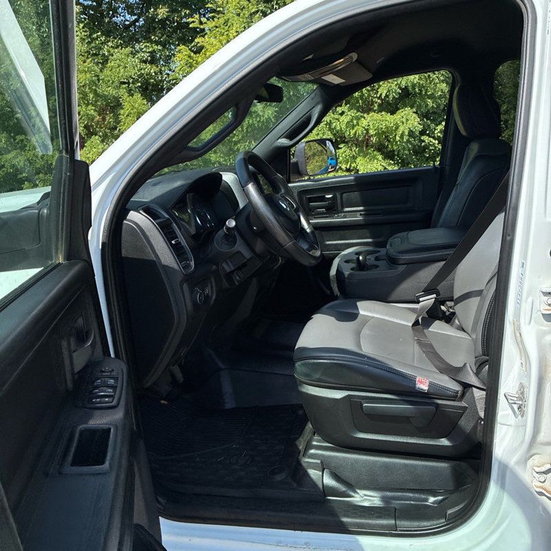 2022 Ram 2500 Tradesman 4x4 Crew Cab 6'4" Box - 23093896 - 16