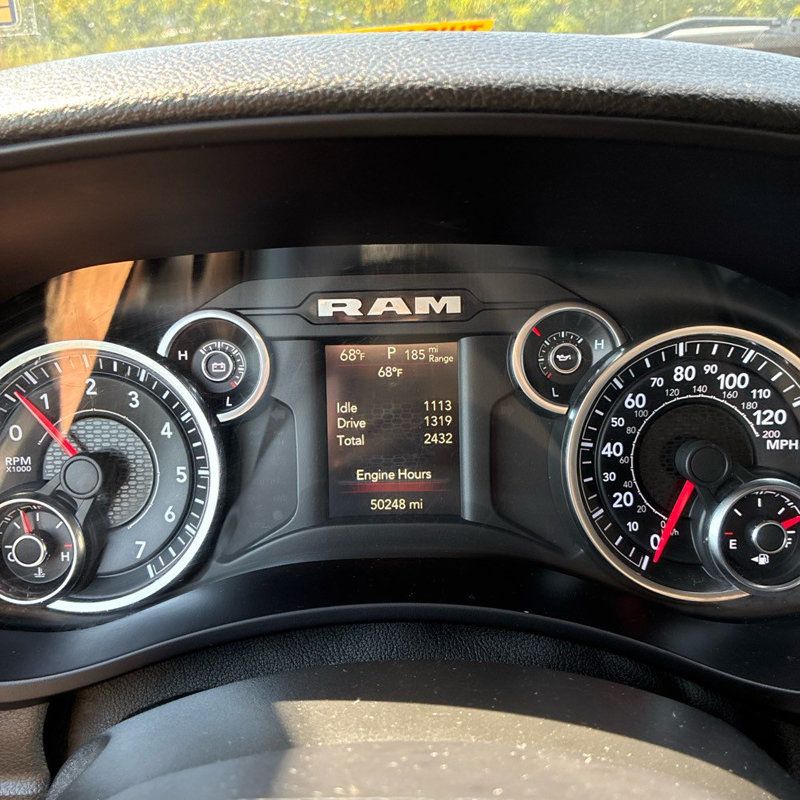 2022 Ram 2500 Tradesman 4x4 Crew Cab 6'4" Box - 23093896 - 18