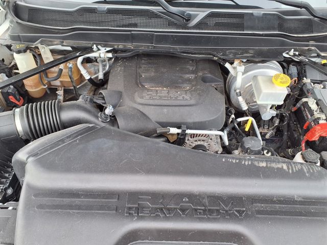 2022 Ram 2500 Tradesman 4x4 Crew Cab 8' Box - 23036702 - 22