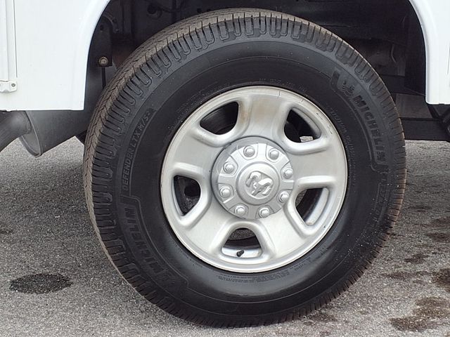 2022 Ram 2500 Tradesman 4x4 Crew Cab 8' Box - 23036702 - 33
