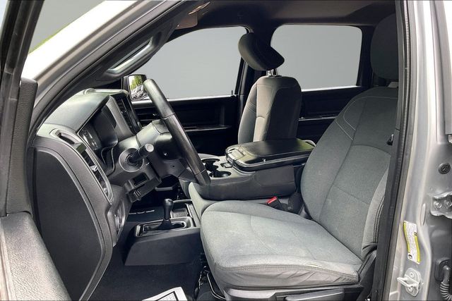 2022 Ram 2500 Tradesman 4x4 Crew Cab 8' Box - 23023556 - 9