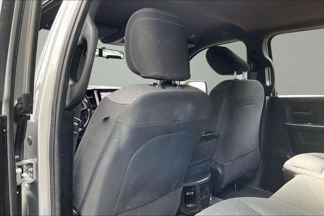 2022 Ram 2500 Tradesman 4x4 Crew Cab 8' Box - 23023556 - 18