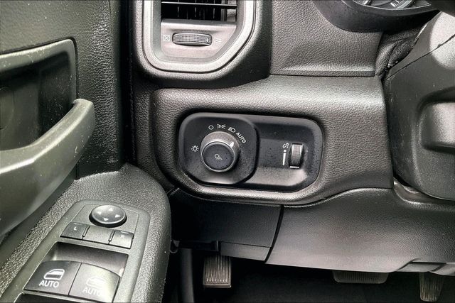 2022 Ram 2500 Tradesman 4x4 Crew Cab 8' Box - 23023556 - 32