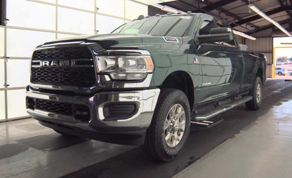 2022 Ram 2500 Tradesman 4x4 Crew Cab 8' Box - 22936015 - 2