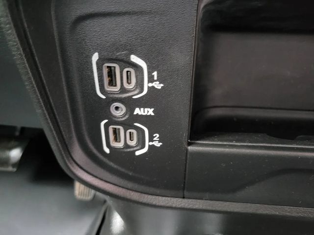 2022 Ram 2500 Crew Cab Tradesman Pickup 4D 8 ft - 22952770 - 8