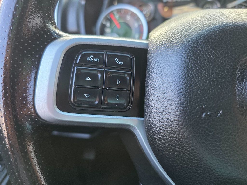 2022 Ram 3500 Big Horn 4x4 Crew Cab 8' Box - 22946647 - 13