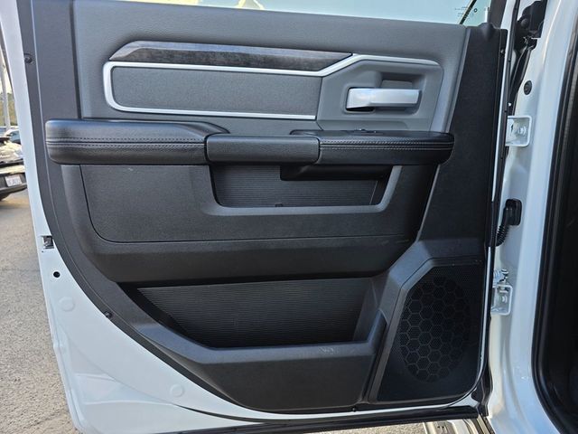 2022 Ram 3500 Big Horn 4x4 Crew Cab 8' Box - 22946647 - 22