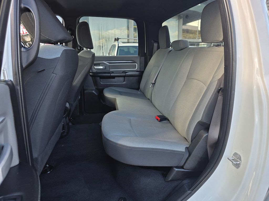 2022 Ram 3500 Big Horn 4x4 Crew Cab 8' Box - 22946647 - 23