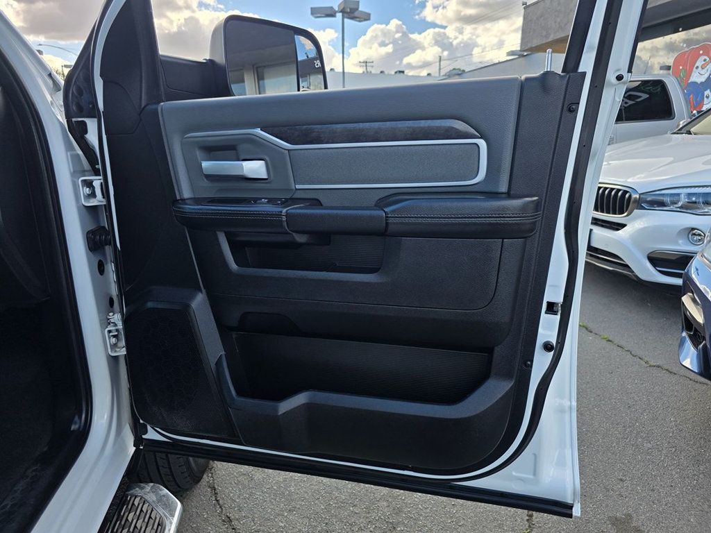 2022 Ram 3500 Big Horn 4x4 Crew Cab 8' Box - 22946647 - 24