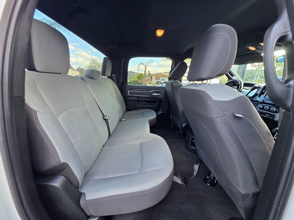 2022 Ram 3500 Big Horn 4x4 Crew Cab 8' Box - 22946647 - 28