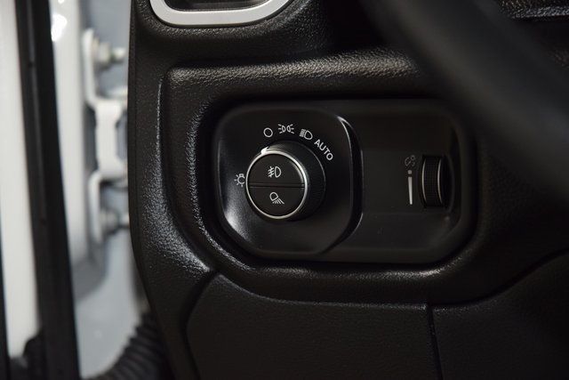 2022 Ram 3500 Big Horn Night Edition - 22904240 - 34