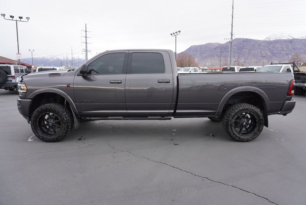 2022 Ram 3500 LARAMIE - 22998706 - 1