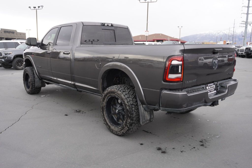 2022 Ram 3500 LARAMIE - 22998706 - 2
