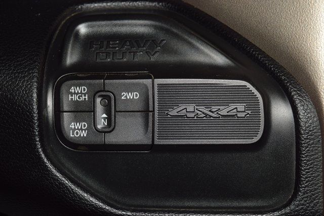 2022 Ram 3500 Laramie 4x4 Crew Cab 8' Box - 22888257 - 34