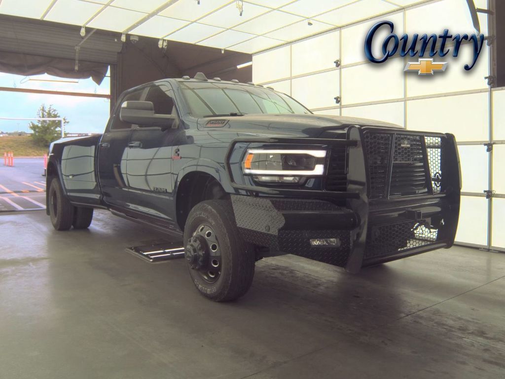 2022 Ram 3500 Laramie 4x4 Crew Cab 8' Box - 23024952 - 0
