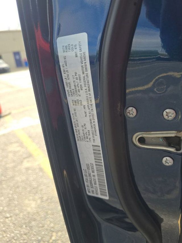 2022 Ram 3500 Laramie 4x4 Crew Cab 8' Box - 23024952 - 13
