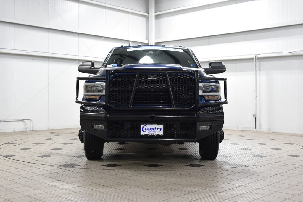 2022 Ram 3500 Laramie 4x4 Crew Cab 8' Box - 23024952 - 1