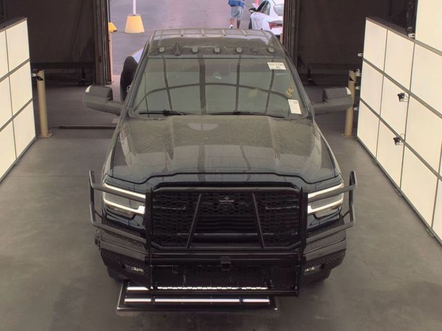 2022 Ram 3500 Laramie 4x4 Crew Cab 8' Box - 23024952 - 1