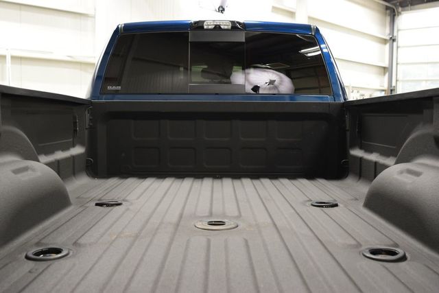 2022 Ram 3500 Laramie 4x4 Crew Cab 8' Box - 23024952 - 26