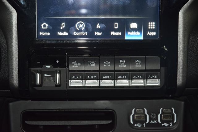 2022 Ram 3500 Laramie 4x4 Crew Cab 8' Box - 23024952 - 40
