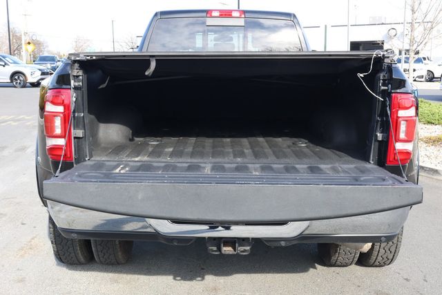2022 Ram 3500 Laramie 4x4 Crew Cab 8' Box w/ HO Turbo Diesel, Level A & DRWs - 23012565 - 21